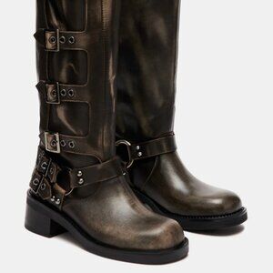 Steve Madden Rocky Brown Distressed metal buckle boots Size 8